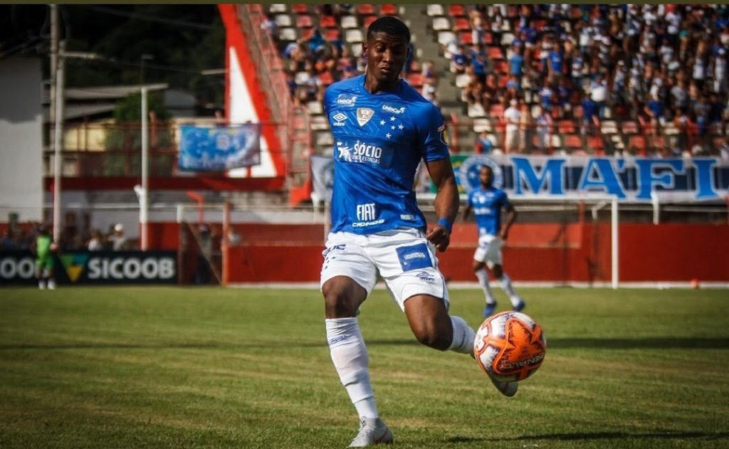 Santiago Arias ya tiene reemplazo en la Selección Colombia