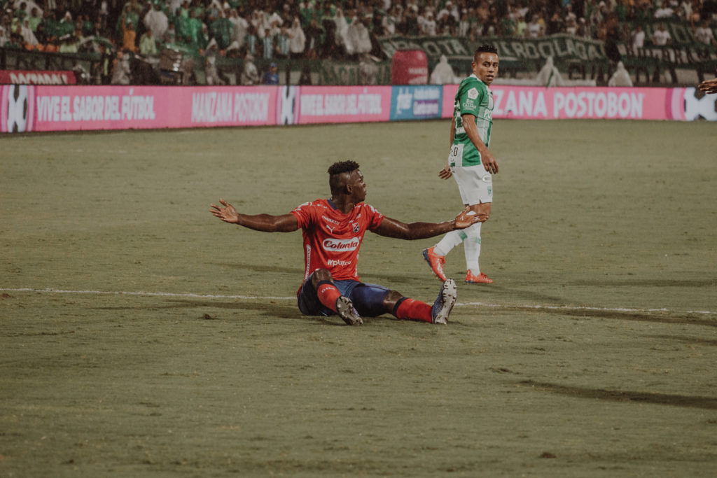 Independiente Medellin sin margen de error y dependiente para clasificar