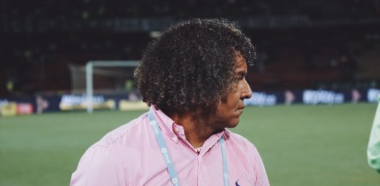 Alberto Gamero le metio una cachetada a un colaborador