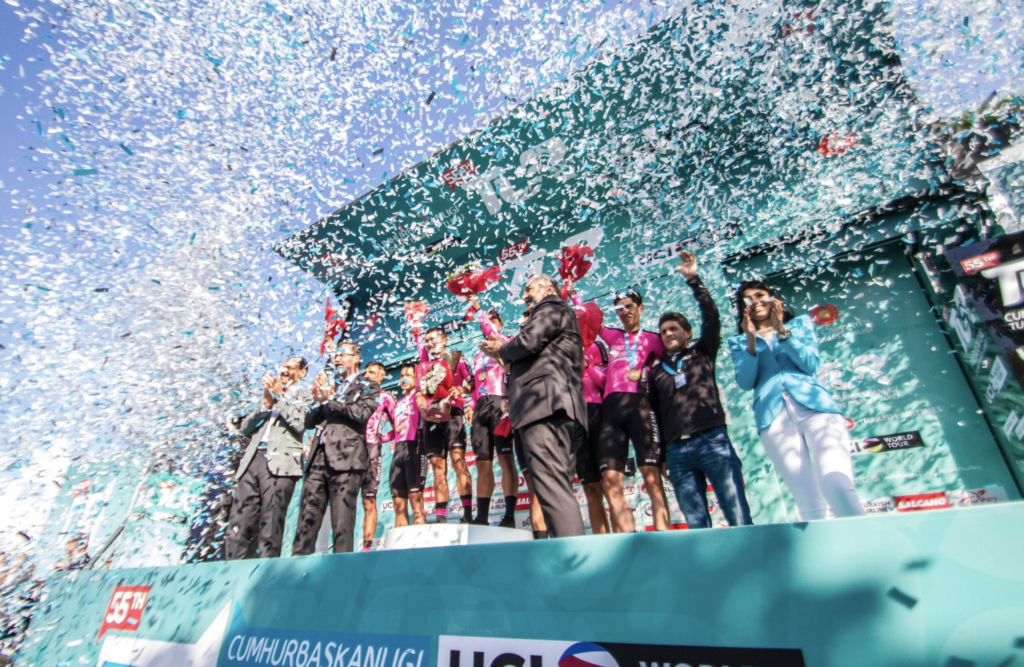 Casos de dopaje acabaron con el team manzana postobon