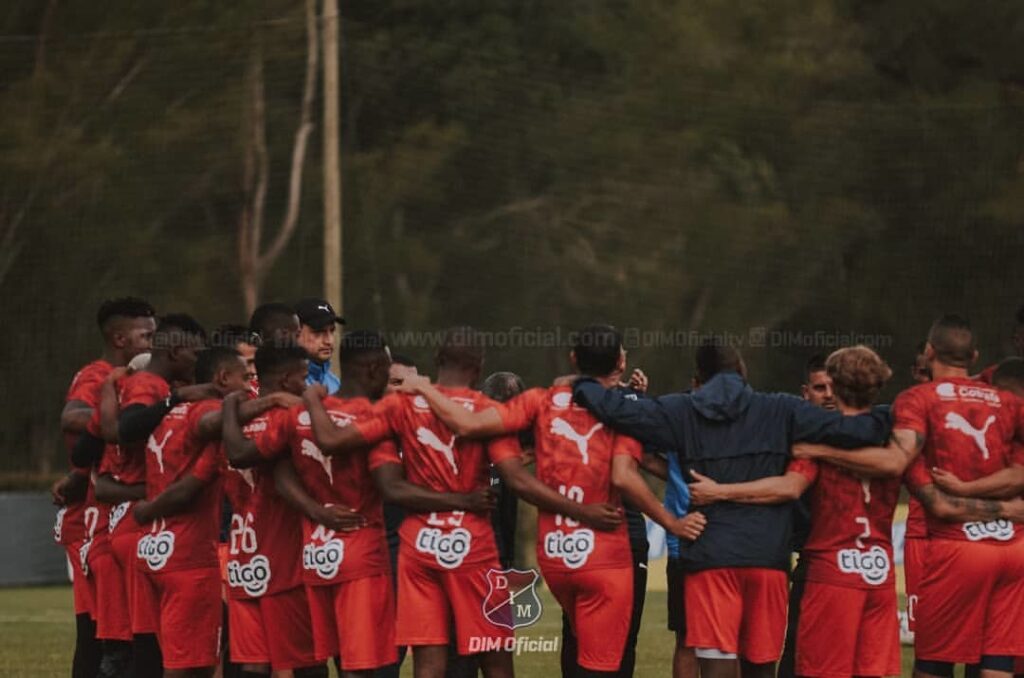 Los jugadores que entrenan con el Medellín al día de hoy