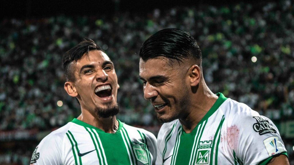 La broma que le jugaron a Daniel Muñoz en vivo