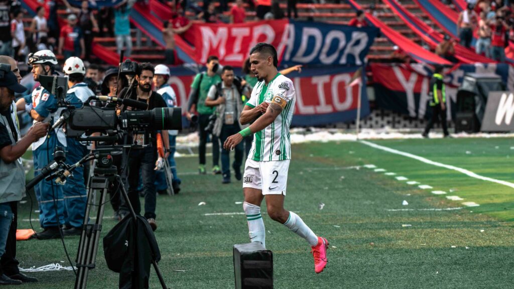 Daniel Muñoz dice cuál es el mejor jugador con el que ha jugado hasta ahora