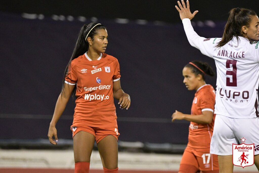 Así fue el recibimiento a las futbolistas del América por el desempeño en Copa Libertadores