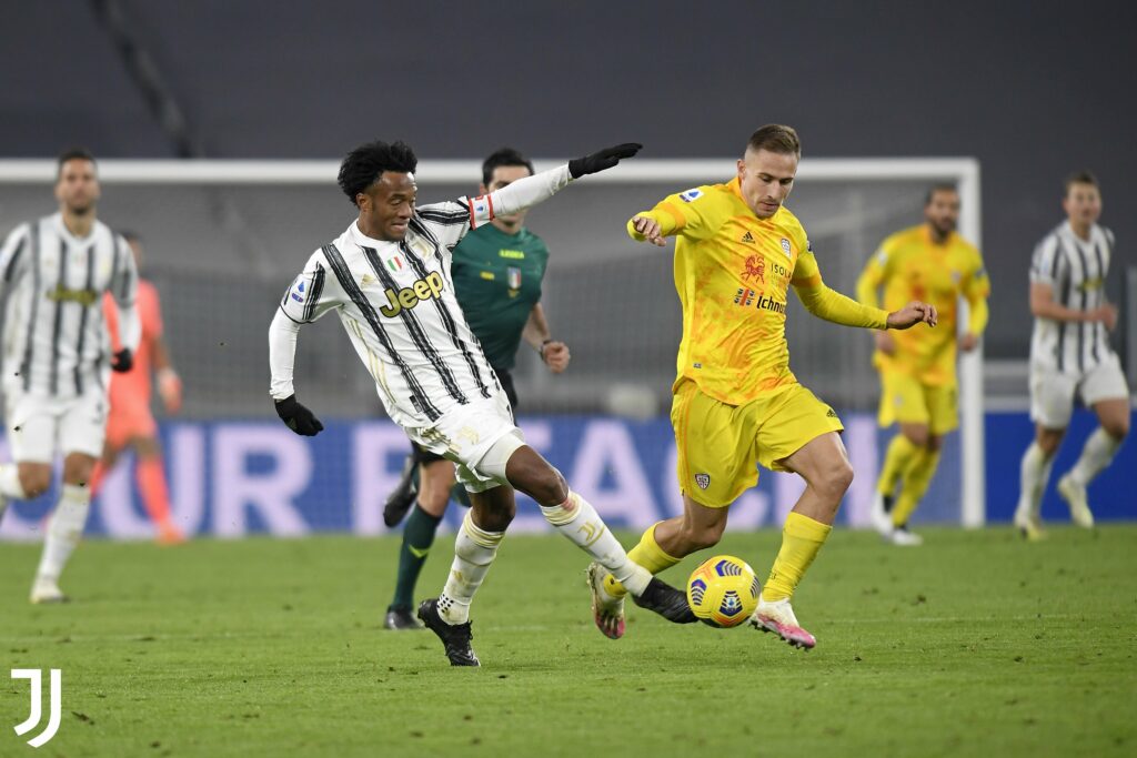 Con Juan Guillermo Cuadrado envió un mensaje Buffon a un arquero del fútbol colombiano
