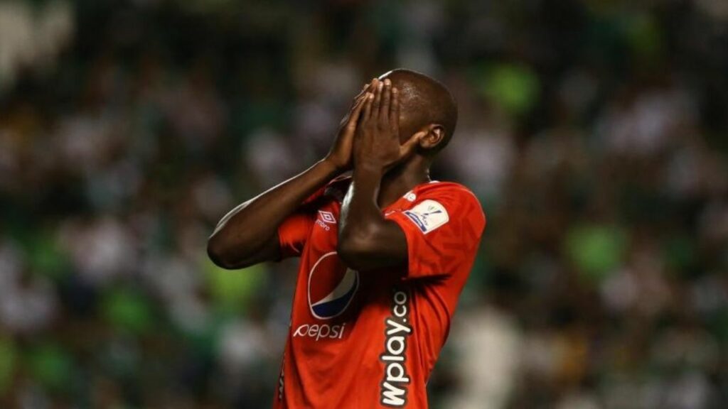 «No estuvimos a la altura de lo que exigía esta Copa»: Adrián Ramos