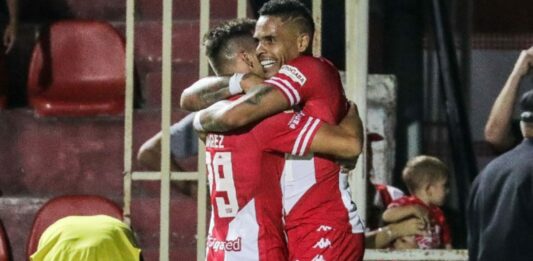 Jonatan Álvez y su primer golazo con Unión de Santa Fe