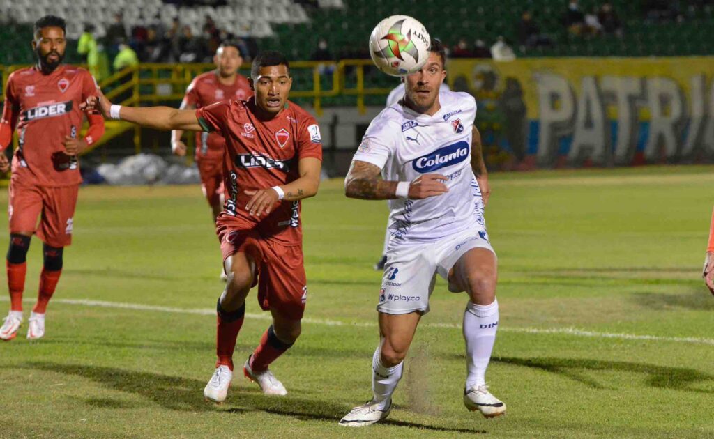 Primer técnico despedido en la Liga BetPlay