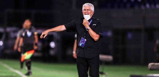 Comesaña dio su opinión sobre lo ocurrido ante Jaguares