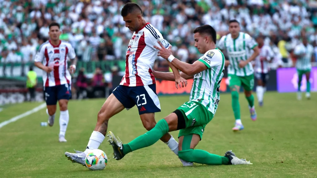 Junior y Nacional se juegan algo más que tres puntos en Barranquilla