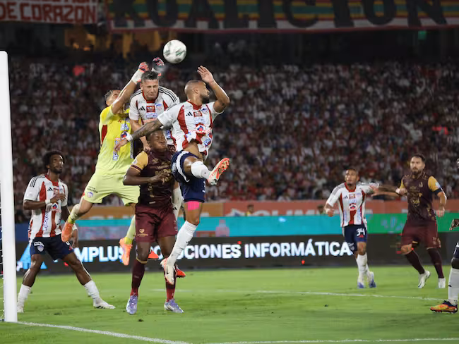 Tolima y Junior, frente a frente por la estrella
