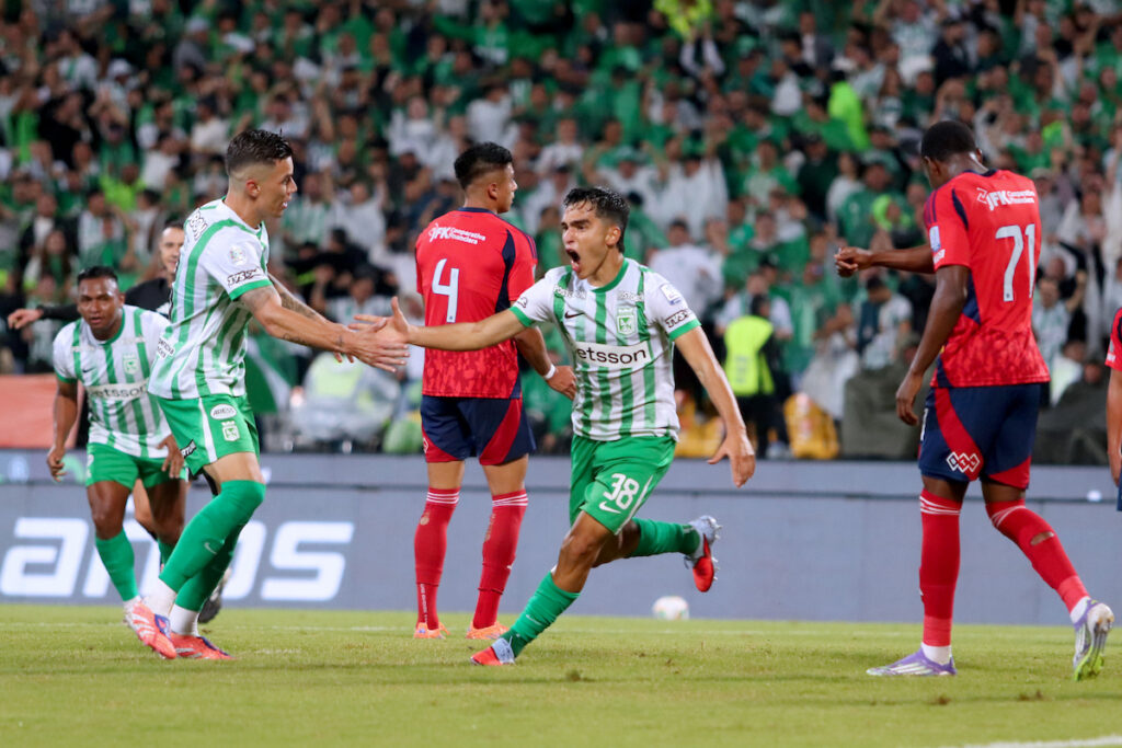 Nacional derrota al DIM, lo elimina y mantiene viva su ilusión