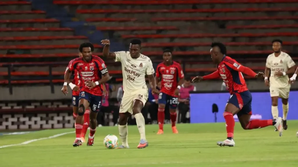 DIM no pudo ante Tolima, que jugó con 9 más de media hora